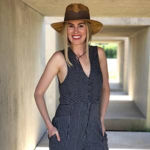 Meet your Posher, Sidney